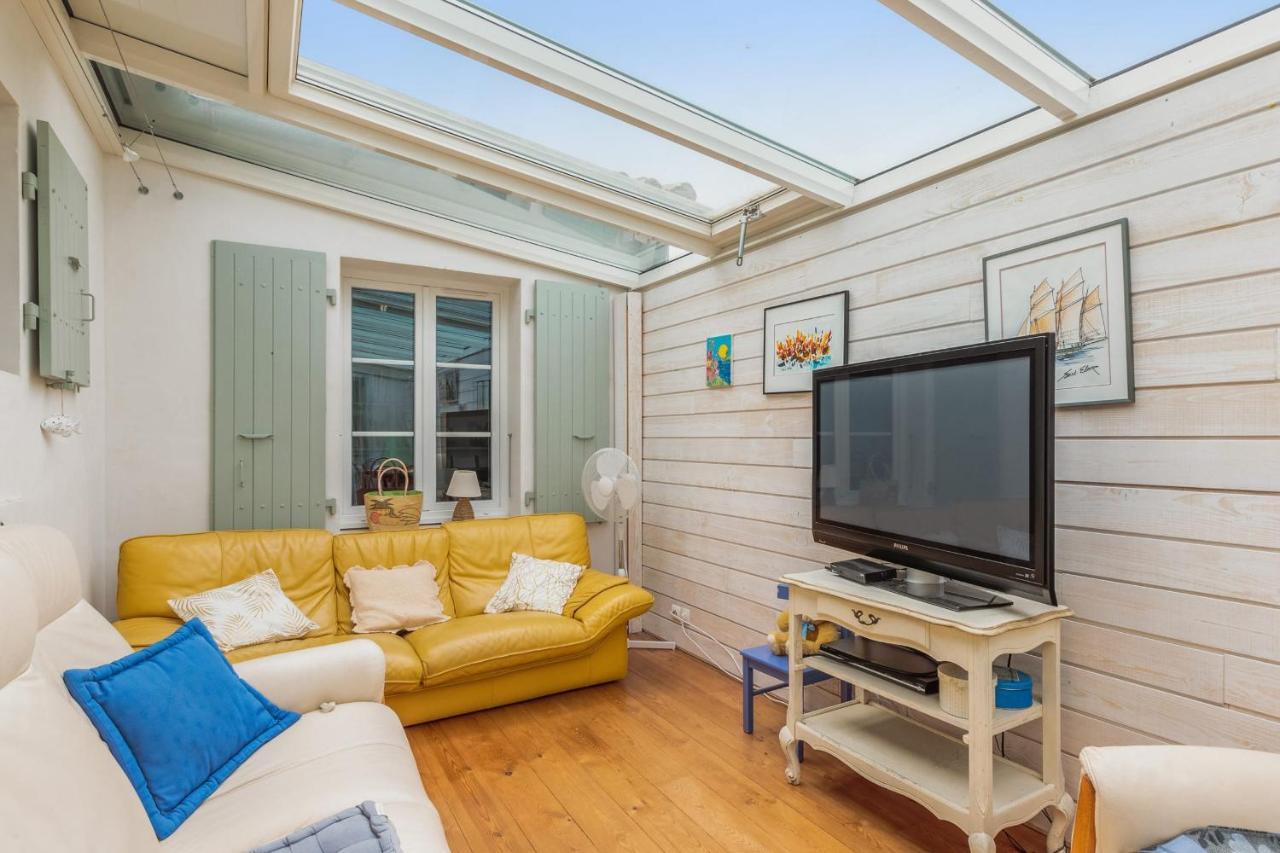 Nice Studio With Veranda Nearby The Beach In La Flotte - Welkeys Extérieur photo