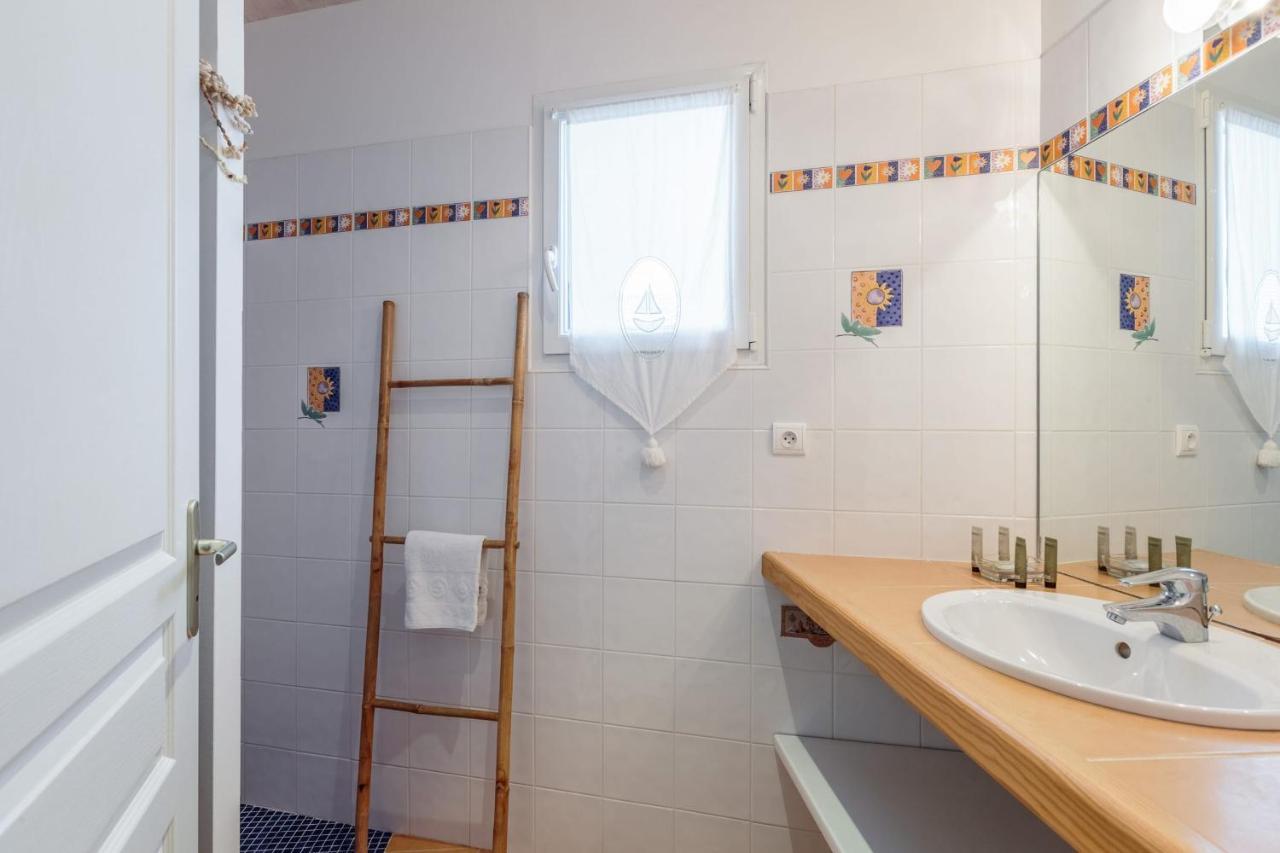 Nice Studio With Veranda Nearby The Beach In La Flotte - Welkeys Extérieur photo